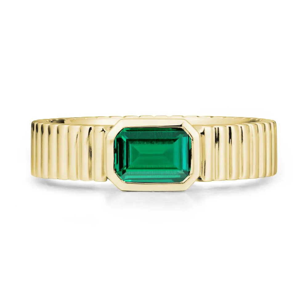 Ribbed Band Emerald Cut Emerald Ring - Image 7