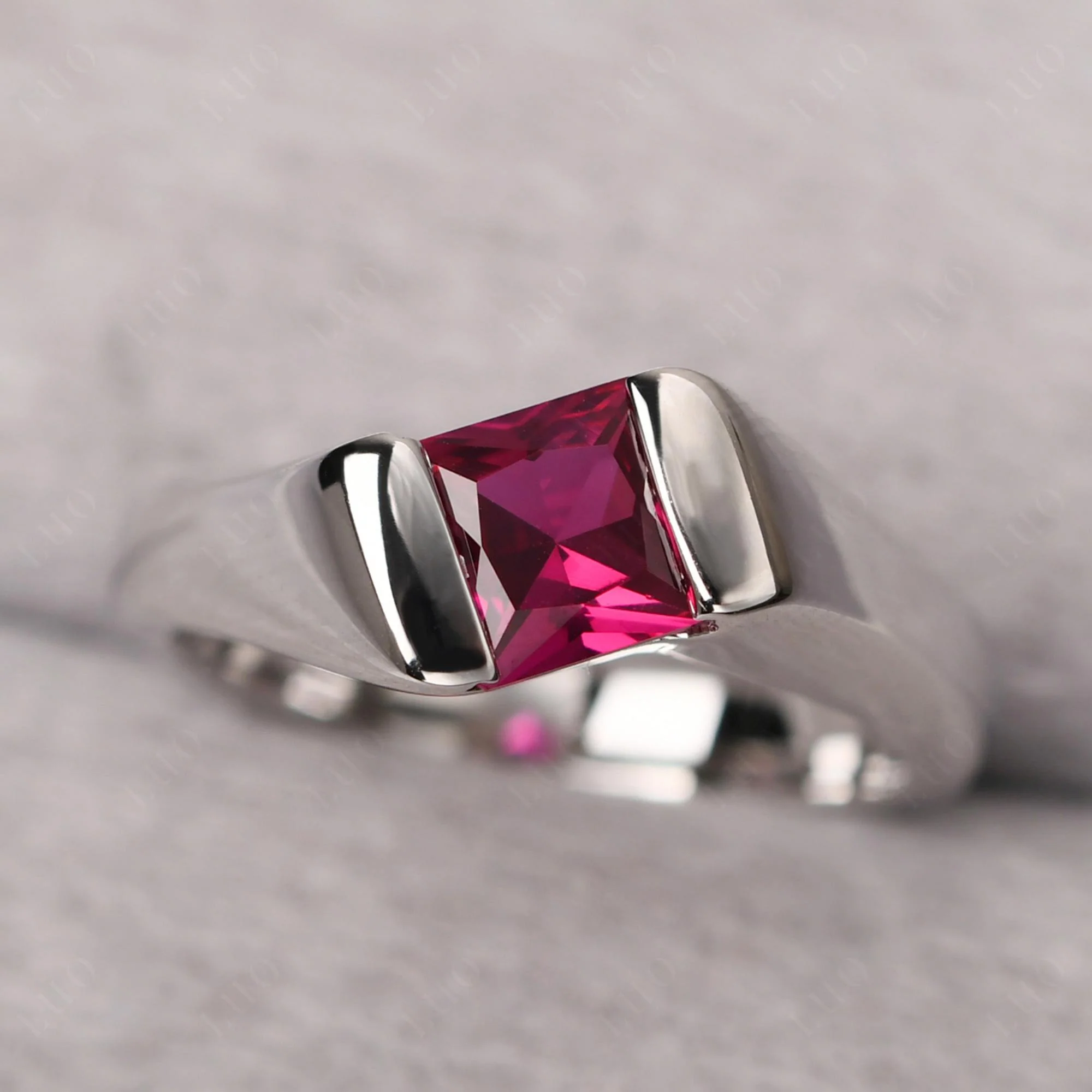 Simple Ruby Bypass Ring - Image 10