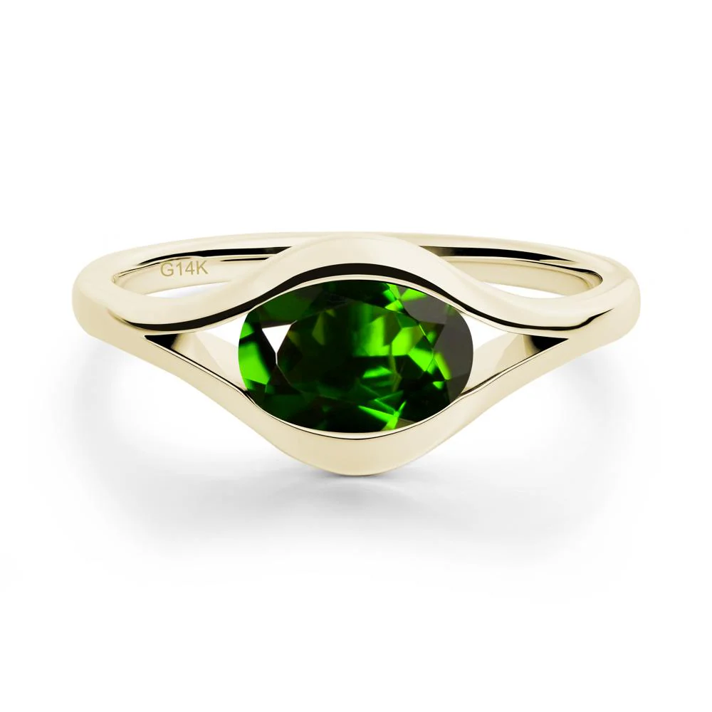 Minimalist Bezel Set Diopside Ring - Image 9