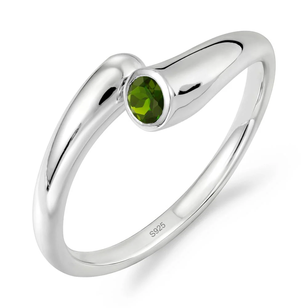 Minimalist Bypass Diopside Ring - Image 9