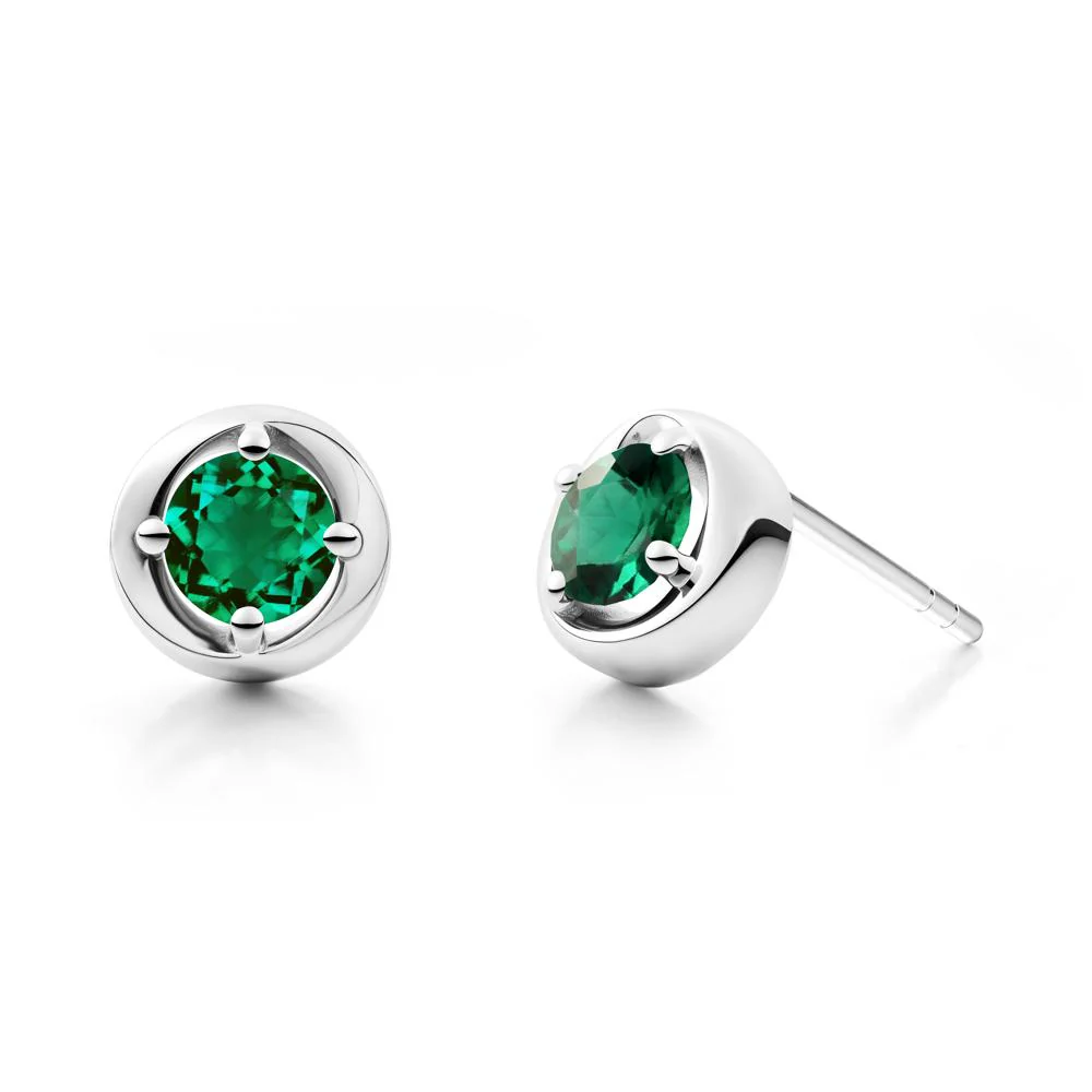 Minimalist Round Emerald Stud Earrings - Image 4