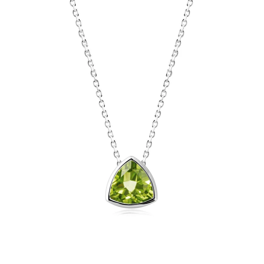 Minimalist Trillion-Cut Peridot Necklace