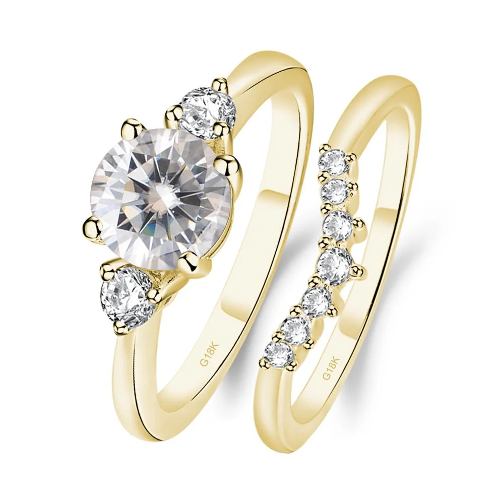 Round Moissanite Wedding Ring Set - Image 8