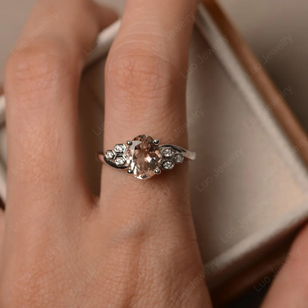 Oval Cut Morganite Honeycomb Ring - Image 4