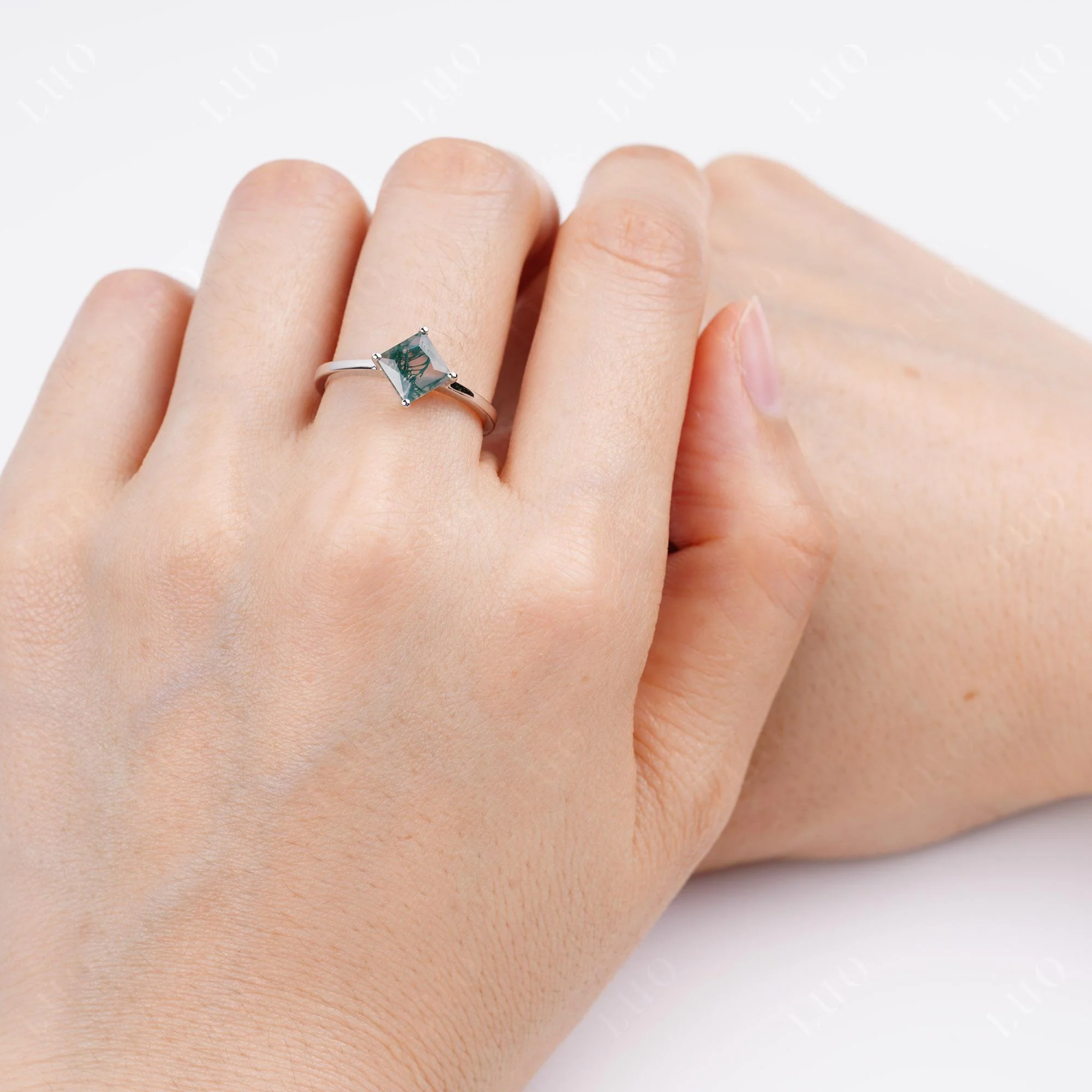 Moss Agate Kite Set Solitaire Ring - Image 5