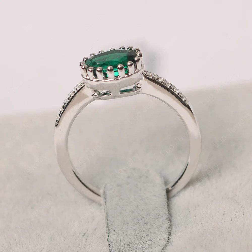 Multi Prong Oval Cut Emerald Ring - Image 2