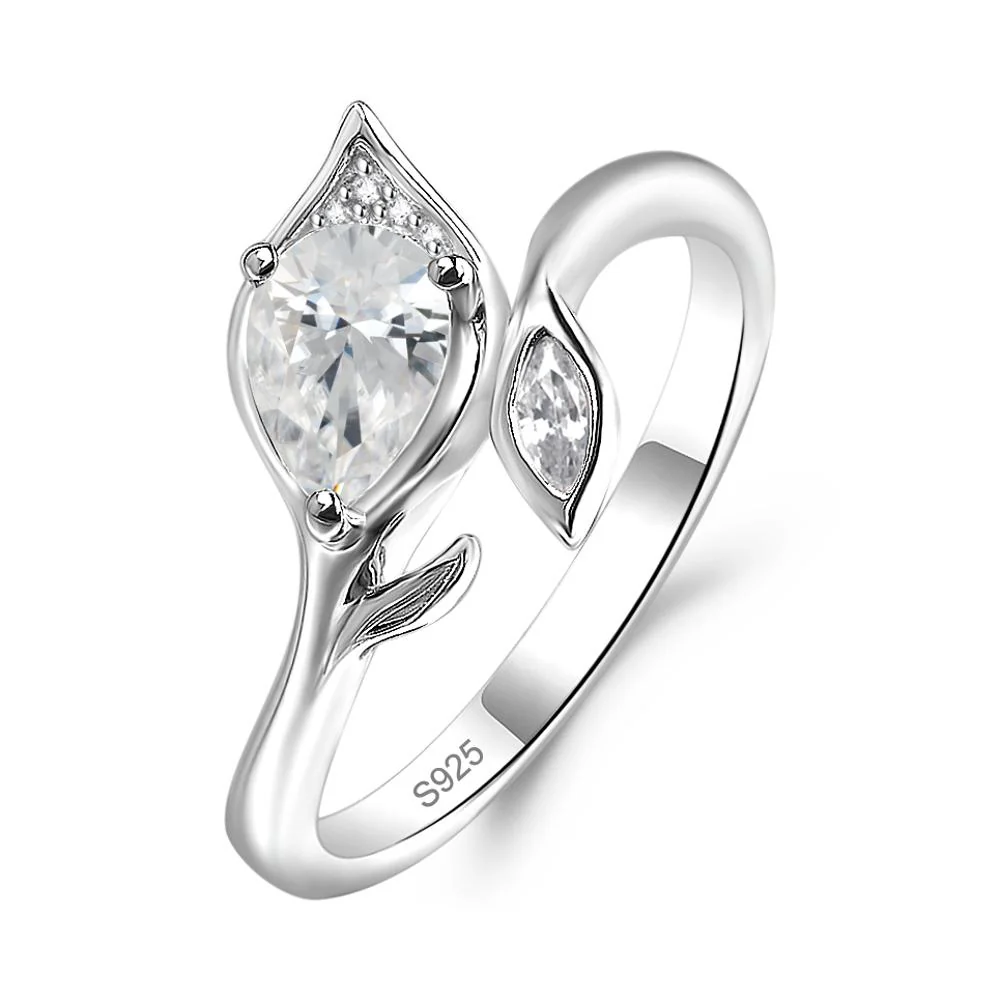 Nature Inspired Cubic Zirconia Leaf Ring