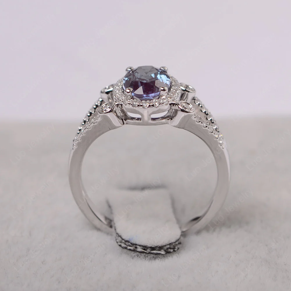 Oval Alexandrite Split Shank Engagement Ring - Image 3