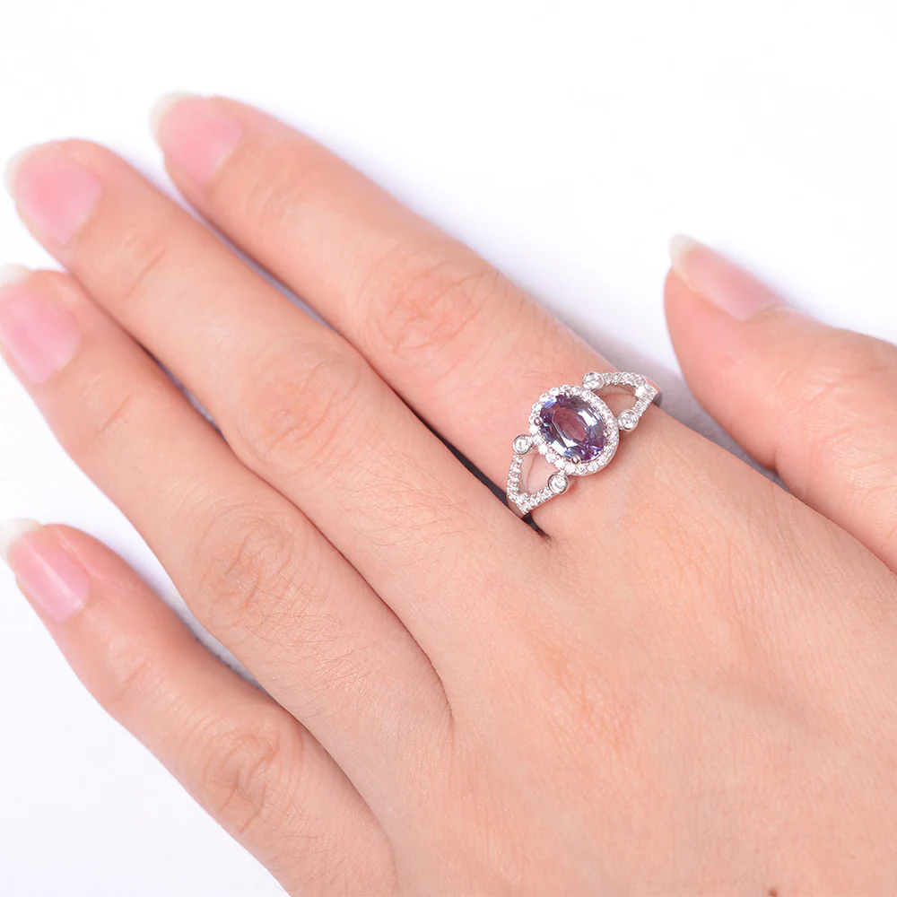 Oval Alexandrite Split Shank Engagement Ring - Image 4