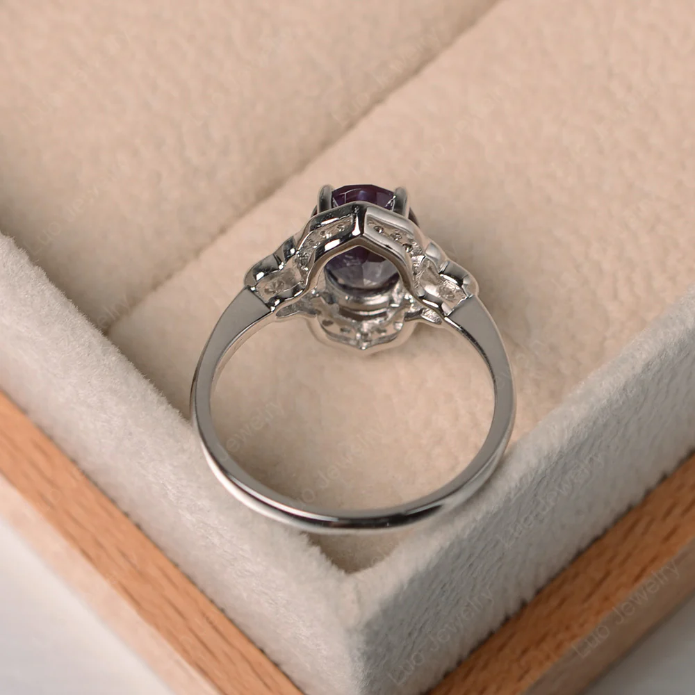 Oval Art Deco Alexandrite Engagement Ring - Image 3