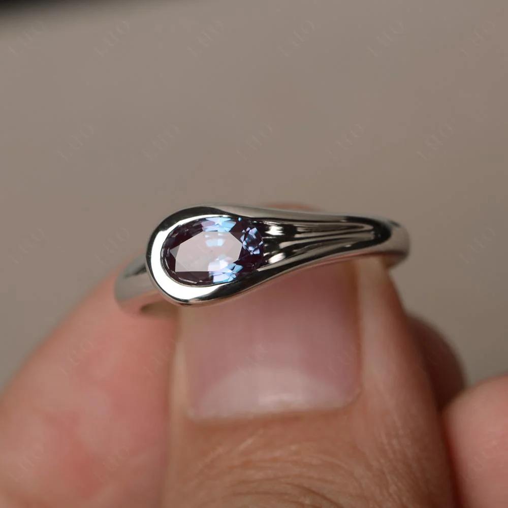 Alexandrite Simple Oval Engagement Ring - Image 11