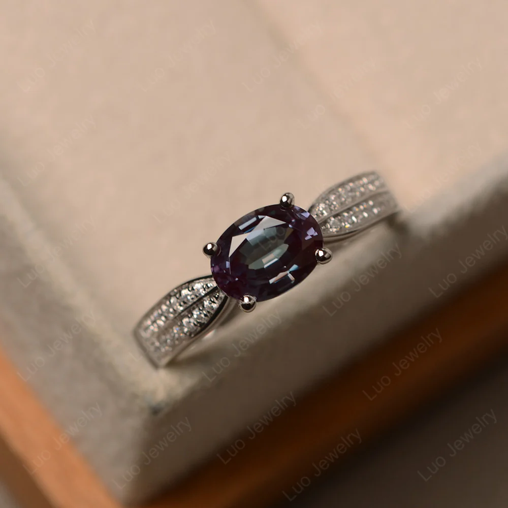 Oval Alexandrite Horizontal Two Rows Pave Ring - Image 2