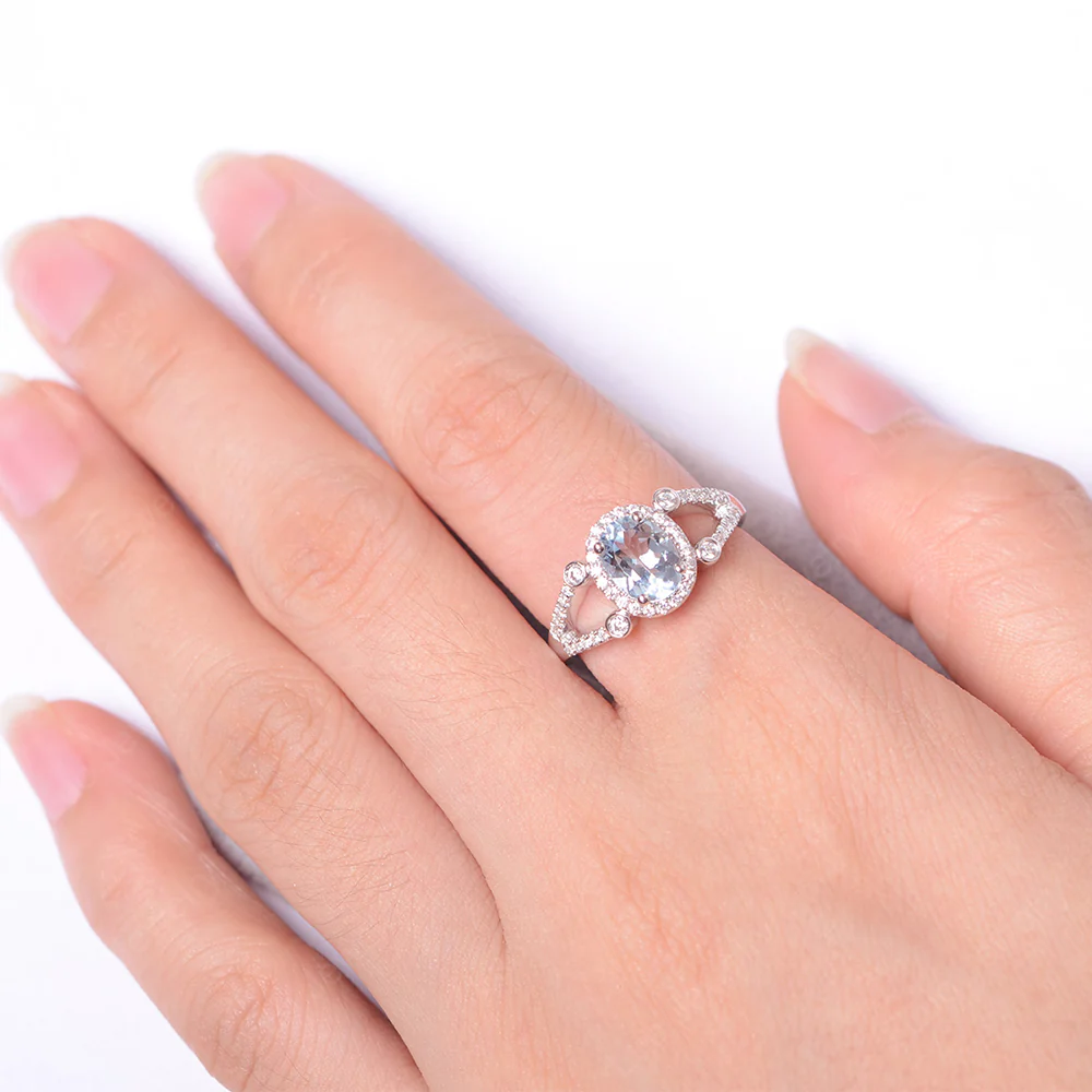 Oval Aquamarine Split Shank Engagement Ring - Image 4