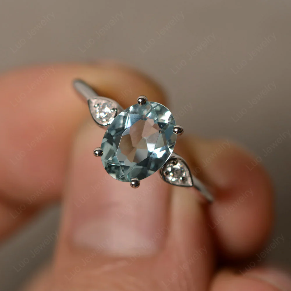 Oval Shaped Aquamarine Engagement Ring