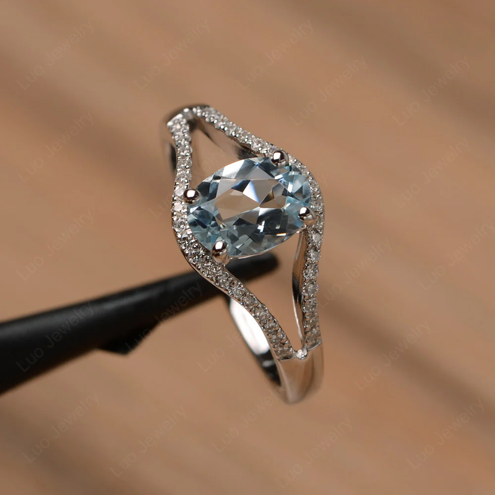 Oval Aquamarine Split Shank Pave Ring - Image 2