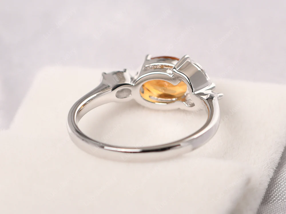 Oval Citrine Cluster Ring - Image 3