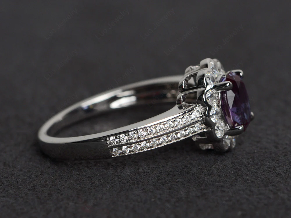 Alexandrite Scalloped Engagement Ring - Image 2