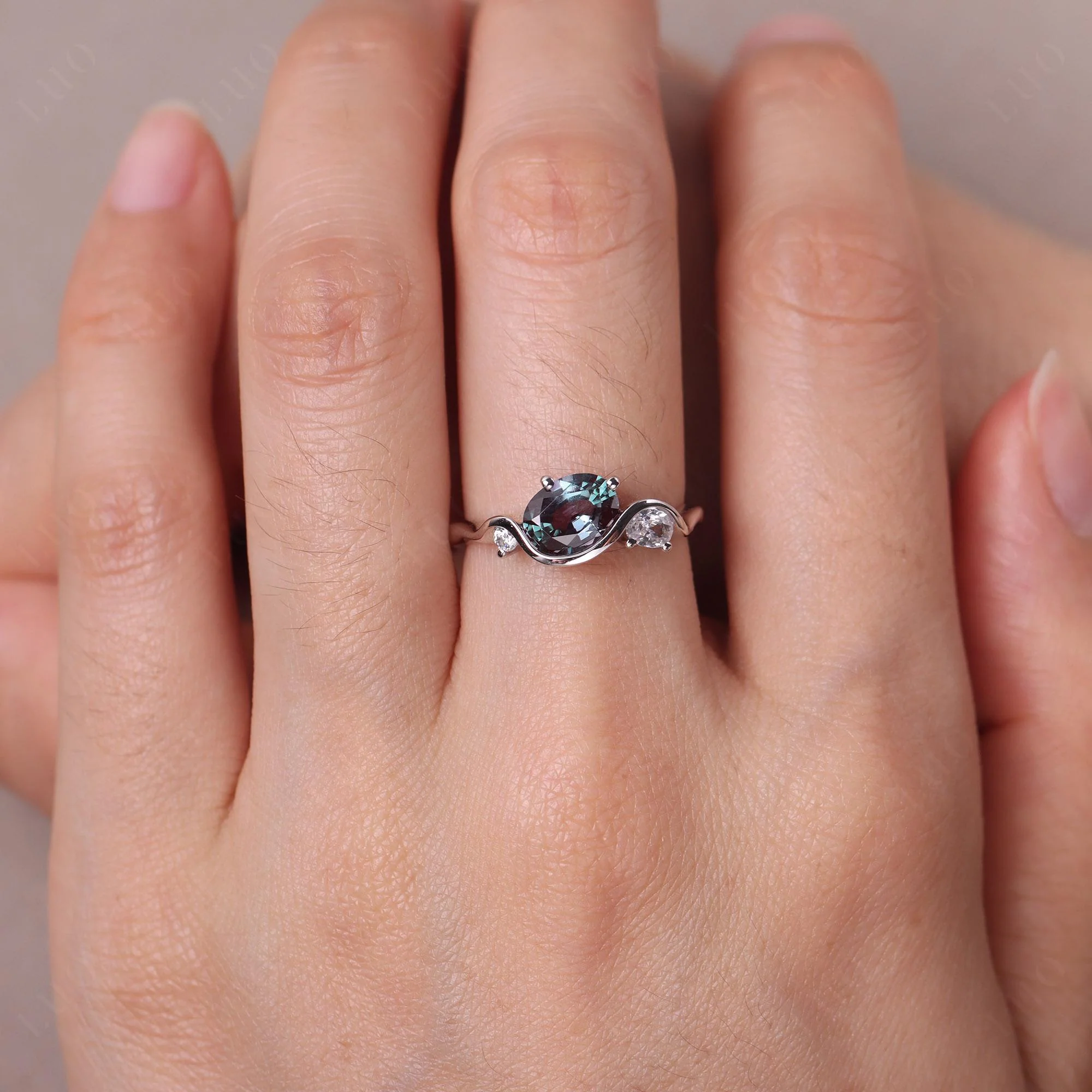 Wave Oval Alexandrite Engagement Ring - Image 14