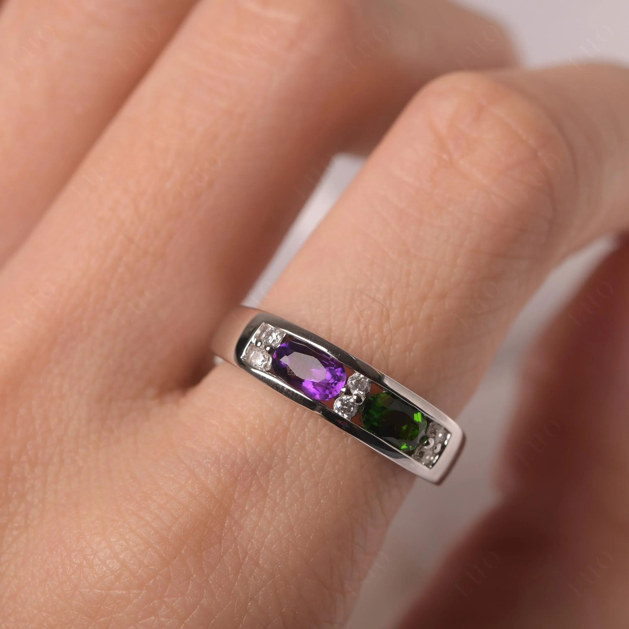 Oval Amethyst and Diopside Wide Band Ring - Image 14