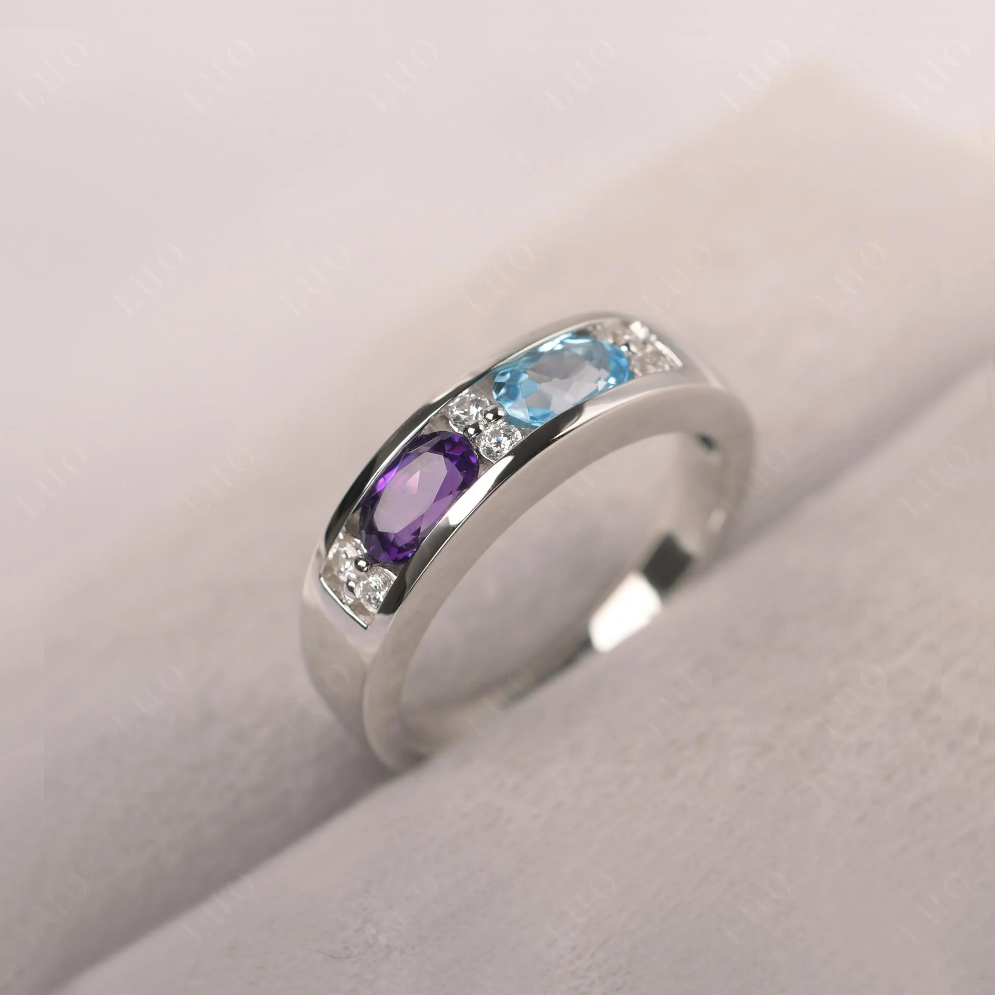 Oval Amethyst and Blue Topaz Ring - Image 10