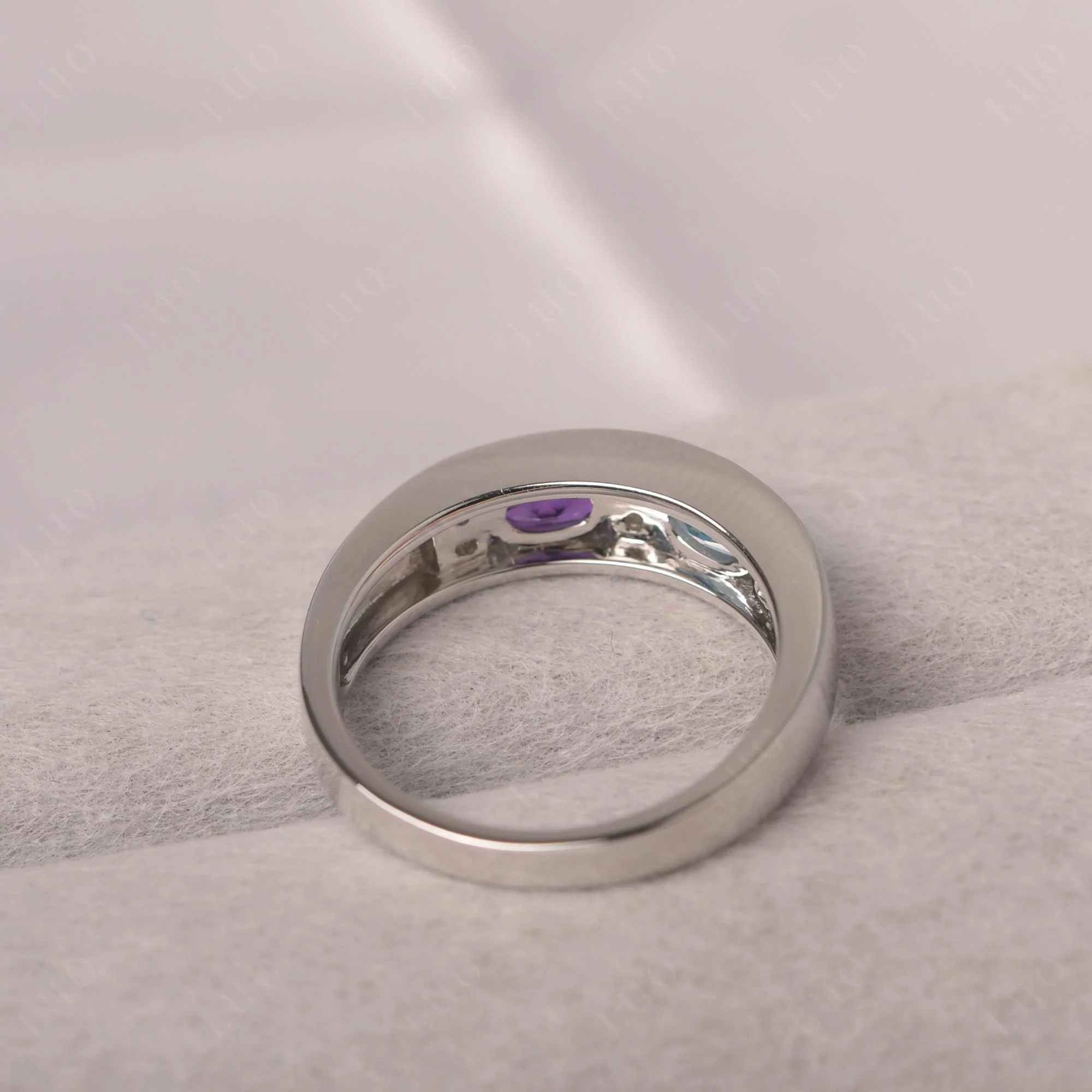 Oval Amethyst and Blue Topaz Ring - Image 12