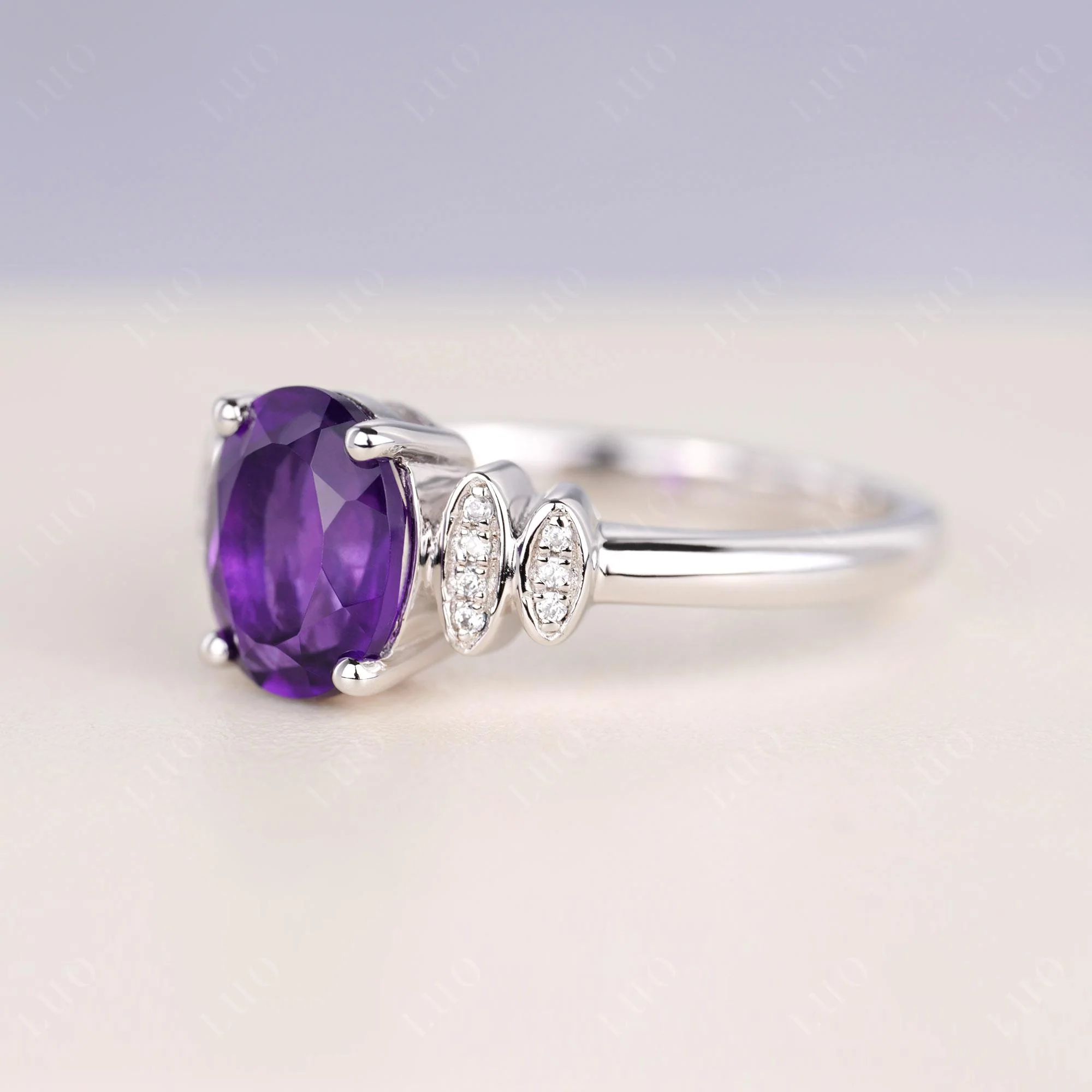 Oval Cut Simple Amethyst Engagement Ring - Image 2