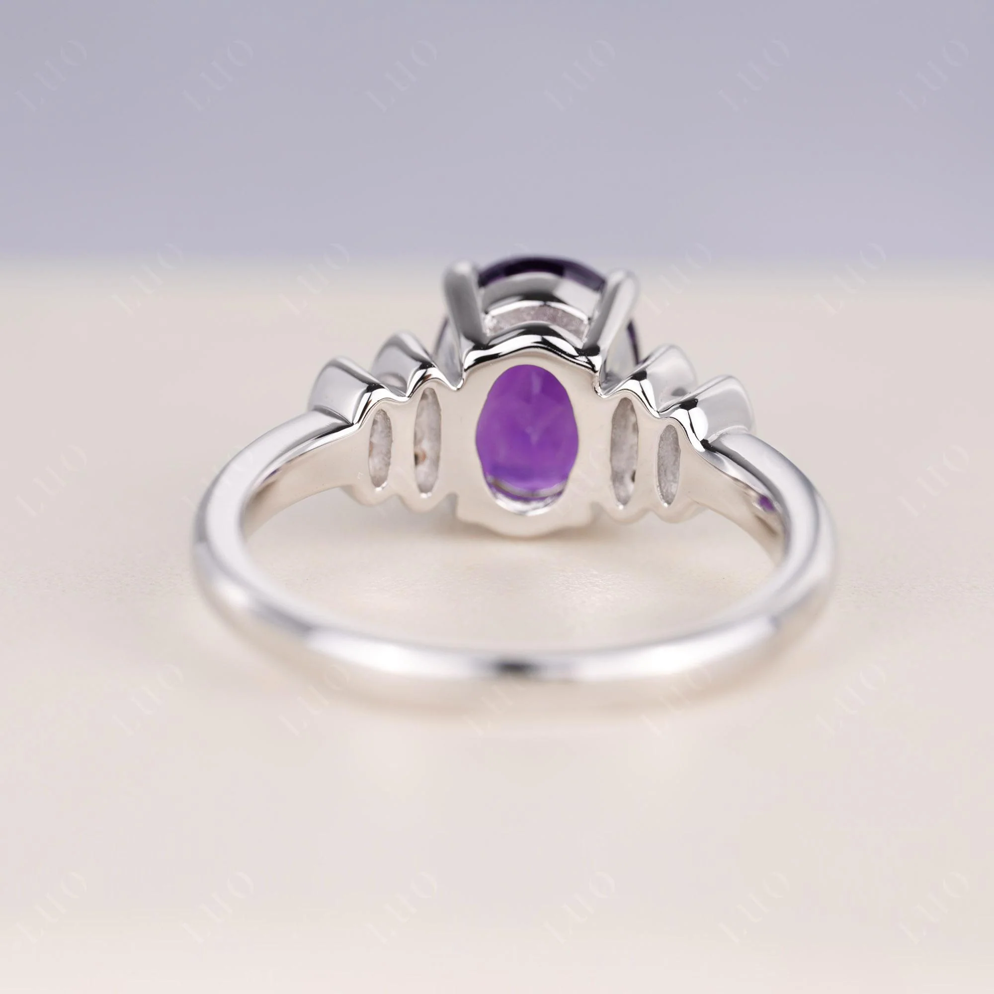 Oval Cut Simple Amethyst Engagement Ring - Image 3