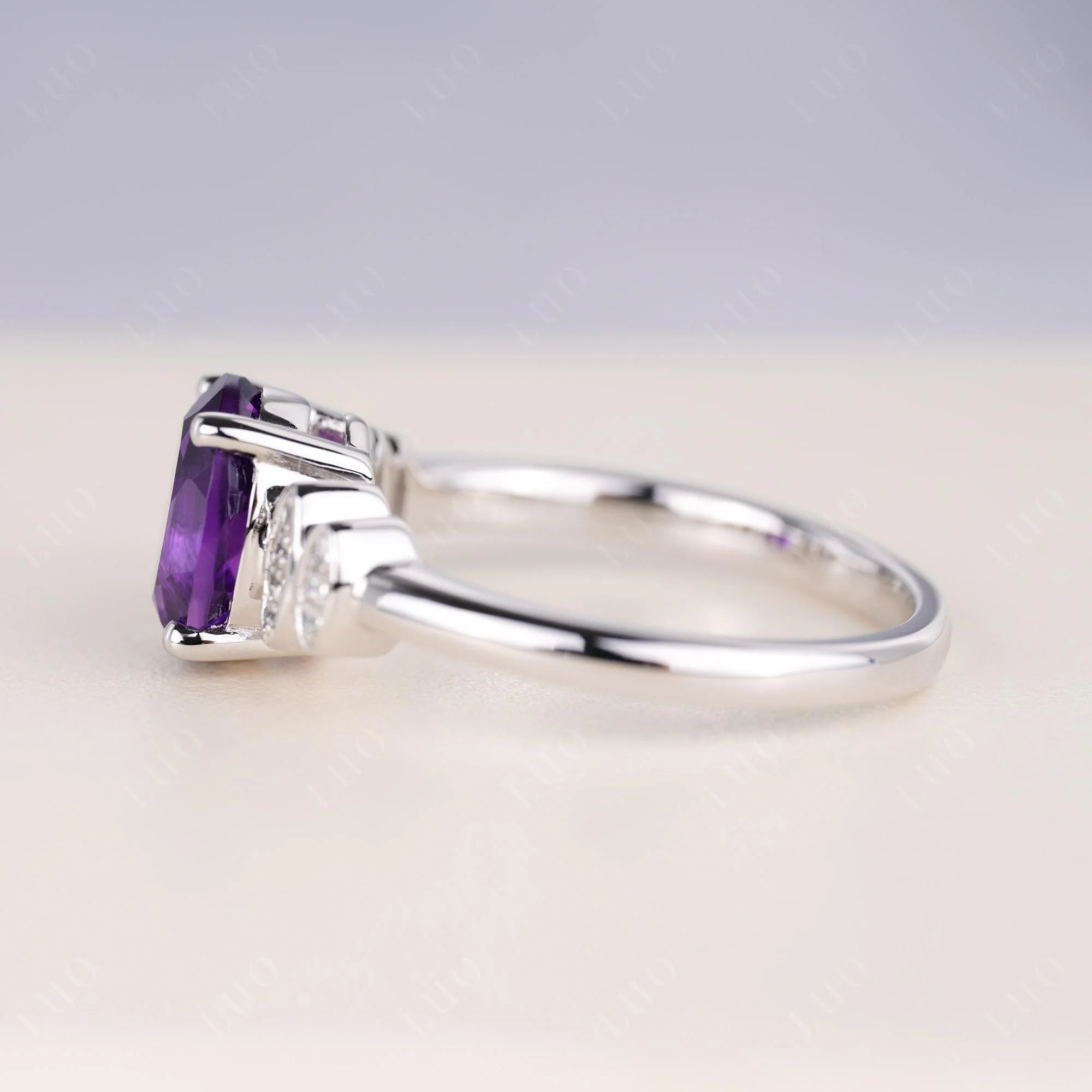 Oval Cut Simple Amethyst Engagement Ring - Image 4