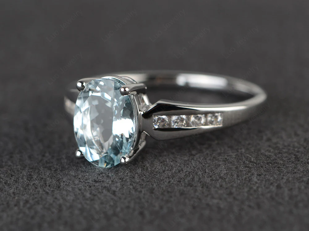 Oval Aquamarine Ring with Channel Band - Image 2