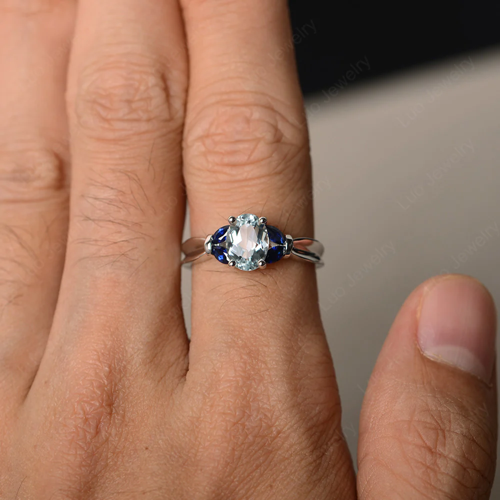 Oval Cut Art Deco Aquamarine Ring - Image 3