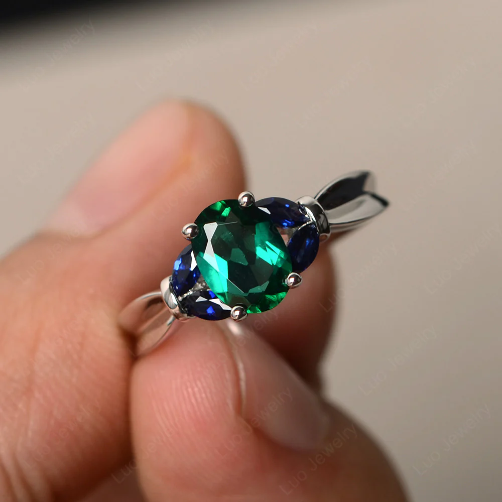 Oval Cut Art Deco Emerald Ring