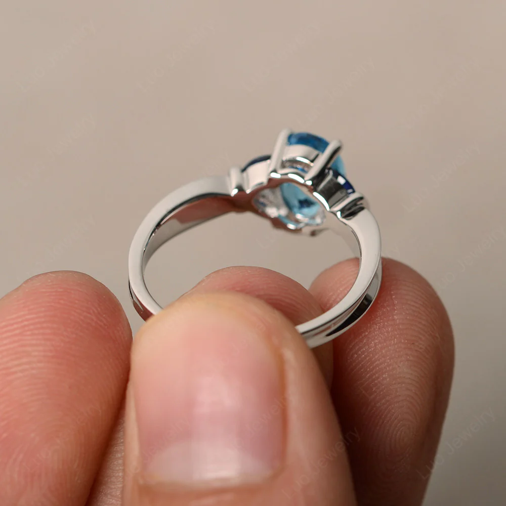 Oval Cut Art Deco Swiss Blue Topaz Ring - Image 2