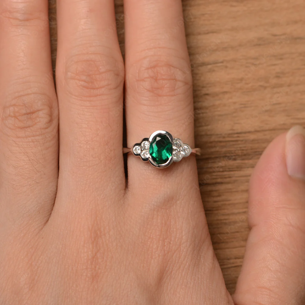 Oval Cut Bezel Set Emerald Engagement Ring - Image 4