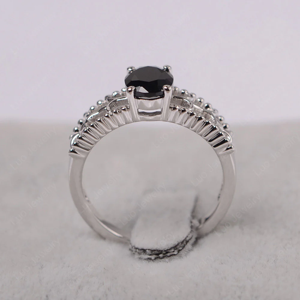 Oval Cut Black Spinel Vintage Solitaire Ring - Image 3