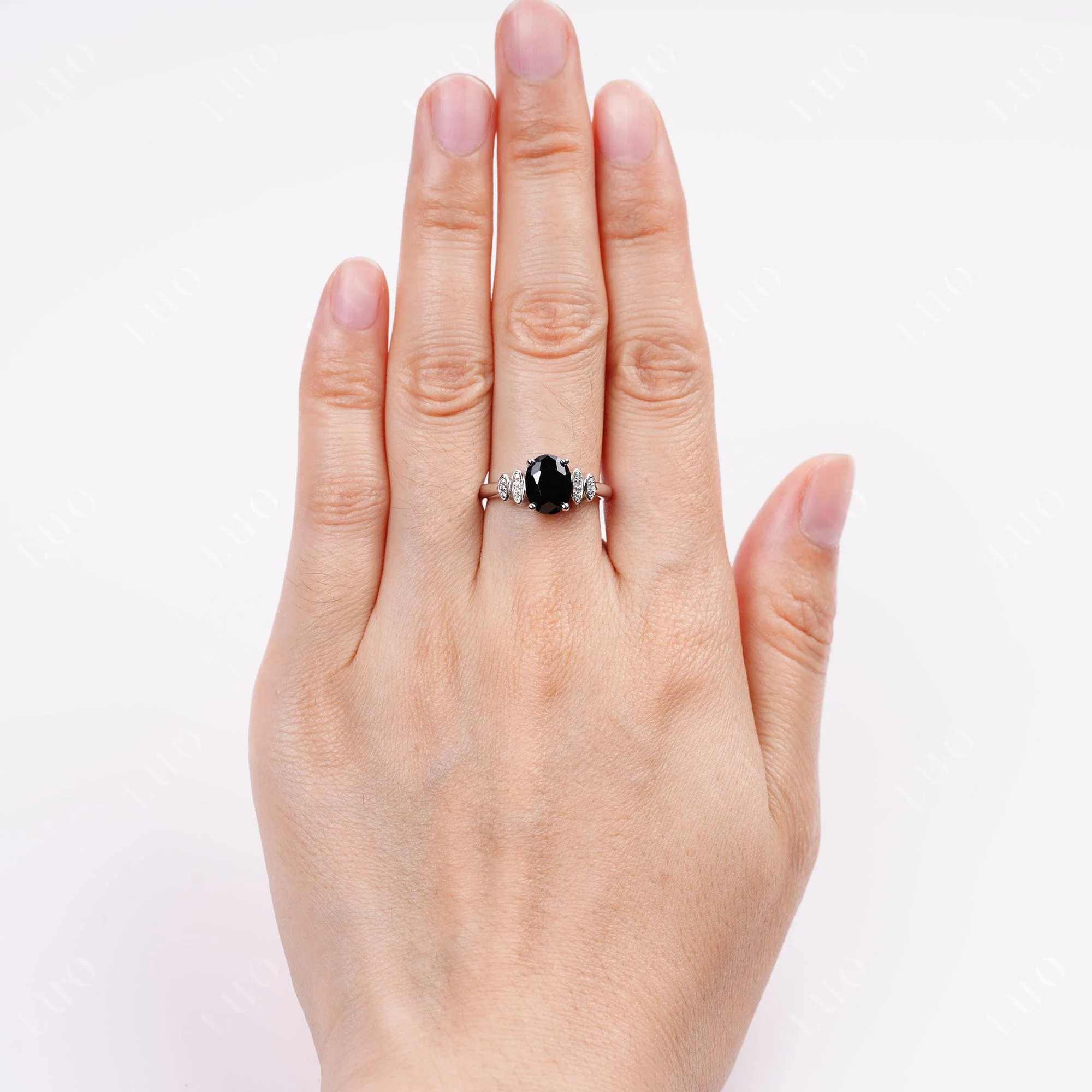 Oval Cut Simple Black Spinel Engagement Ring - Image 5