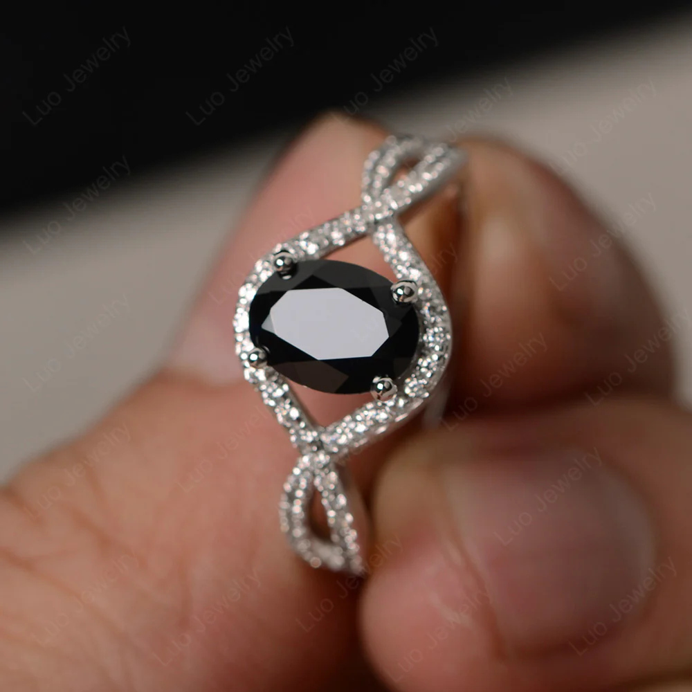 Oval Black Spinel Twisted Engagement Ring