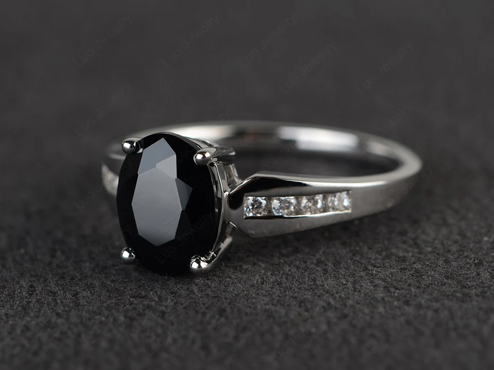 Oval Black Spinel Ring with Channel Band - Image 2