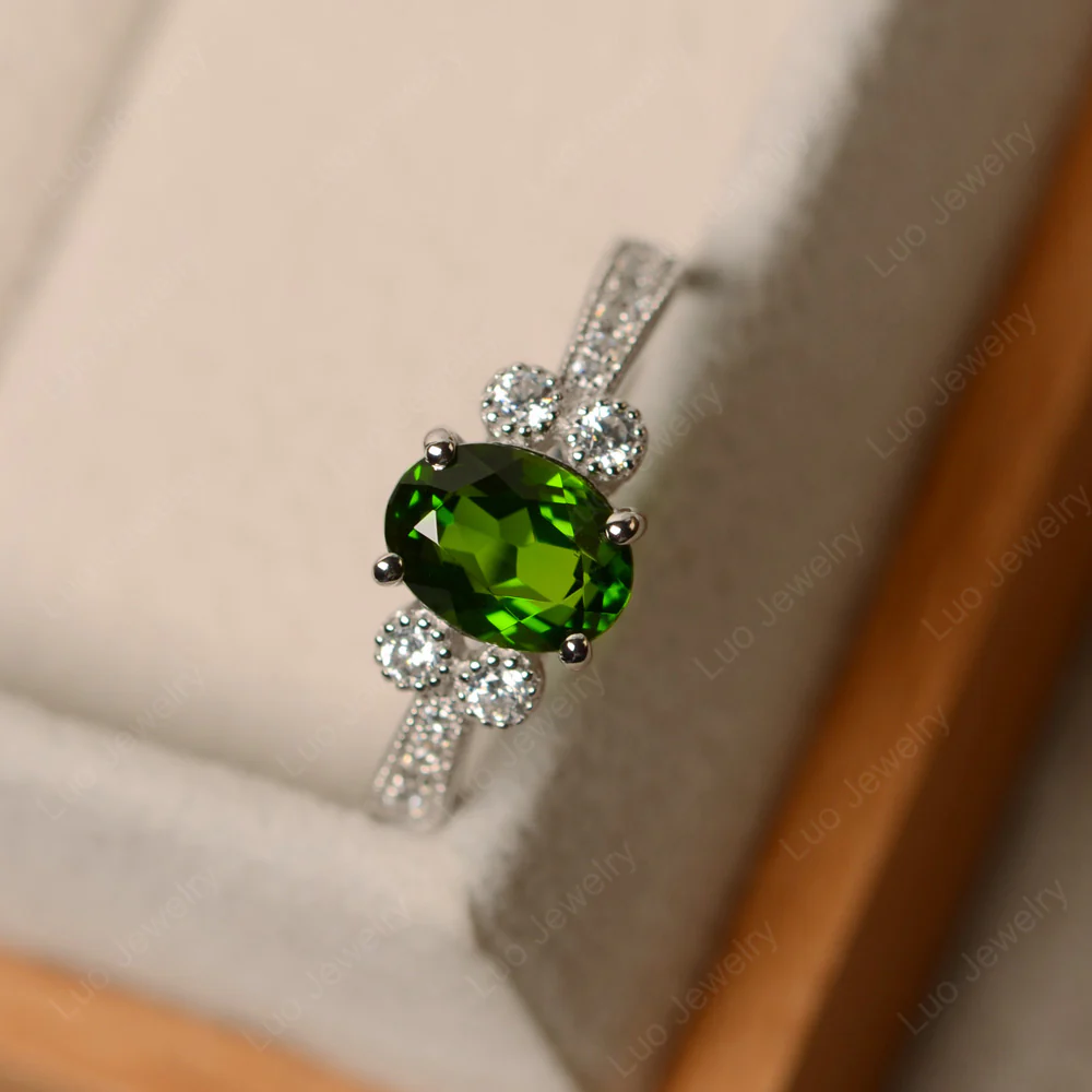 Diopside Milgrain Oval Engagement Ring