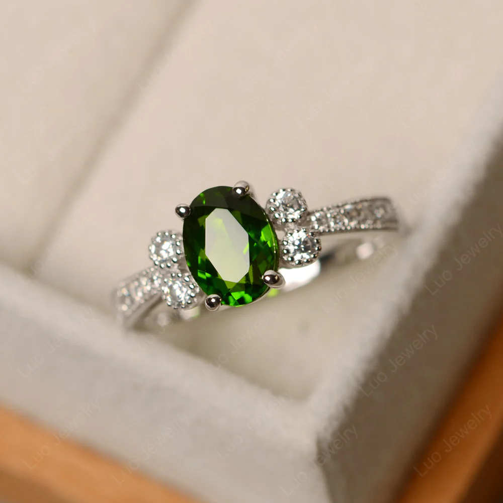 Diopside Milgrain Oval Engagement Ring - Image 2