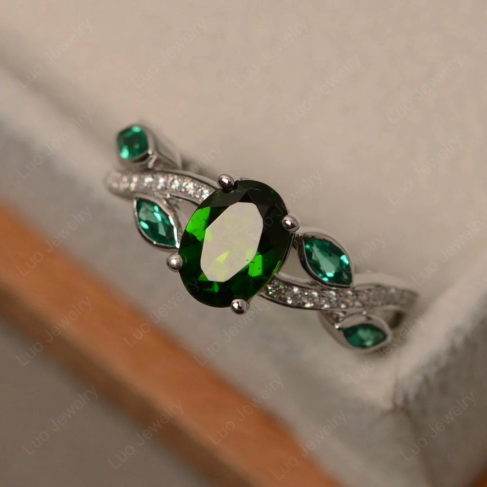 Oval Cut Diopside Leaf Ring - Image 2
