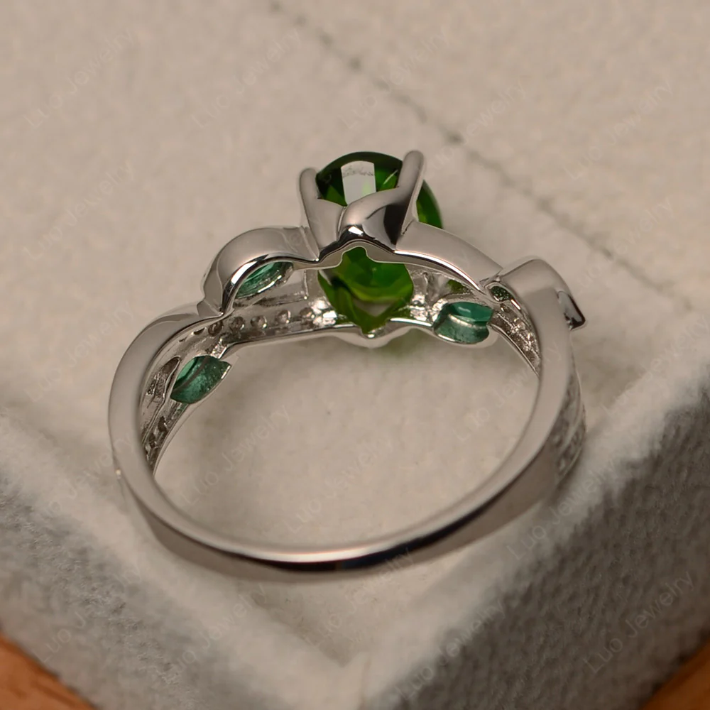 Oval Cut Diopside Leaf Ring - Image 3