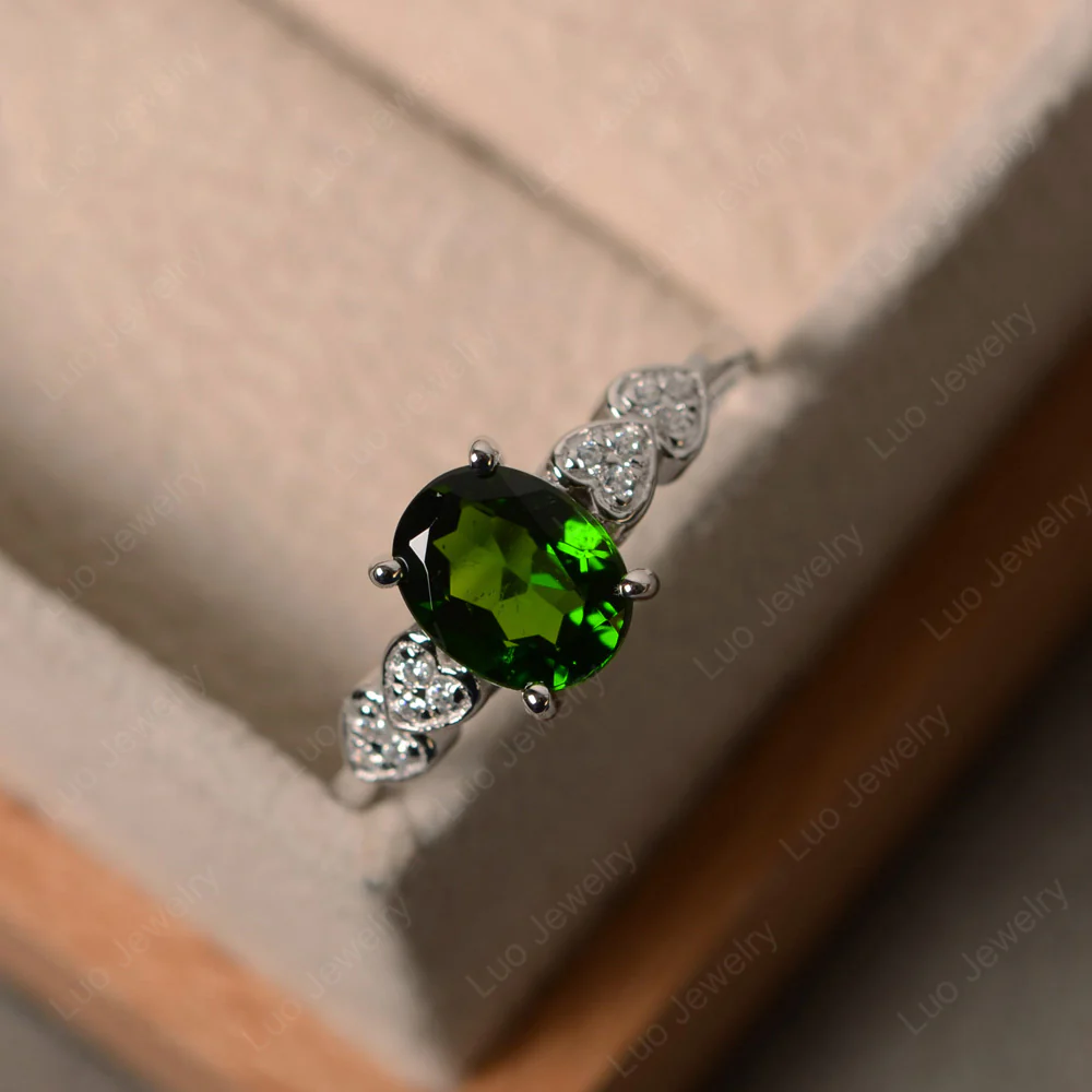 Heart Deco Diopside Engagement Ring - Image 2