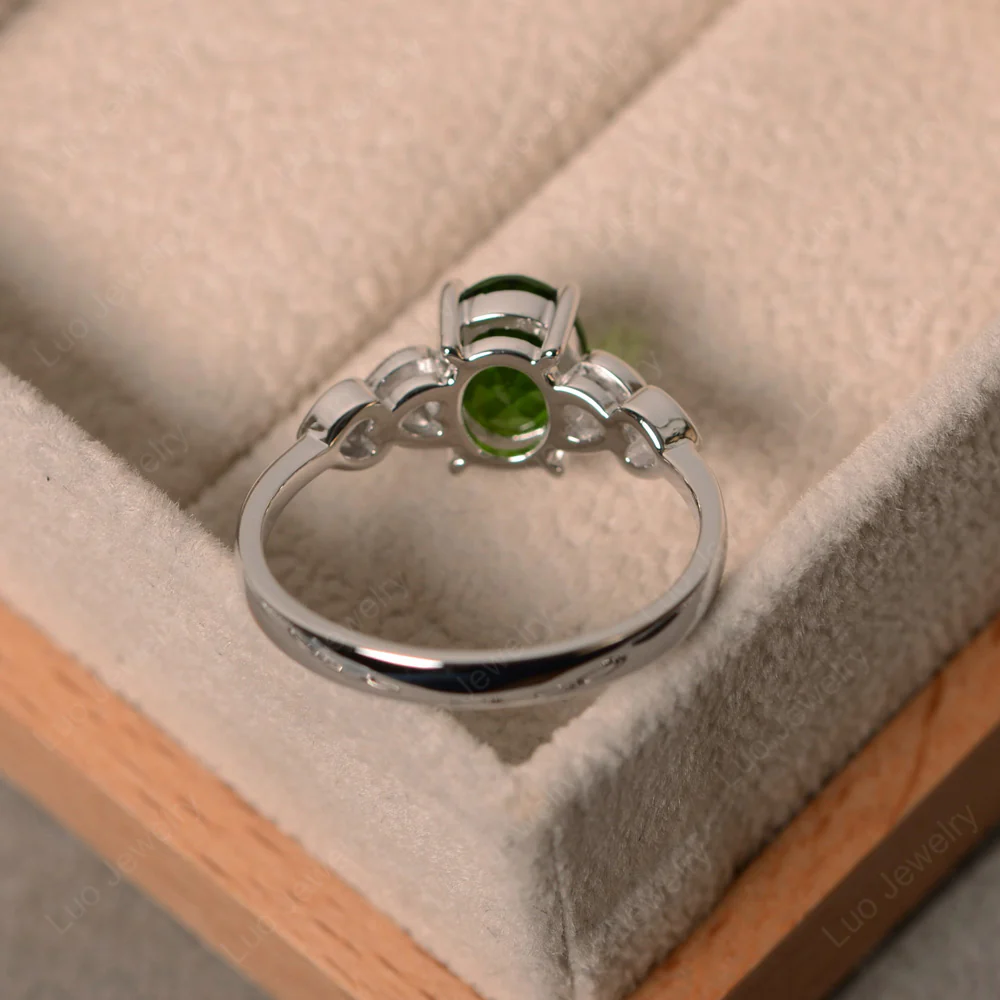 Heart Deco Diopside Engagement Ring - Image 4