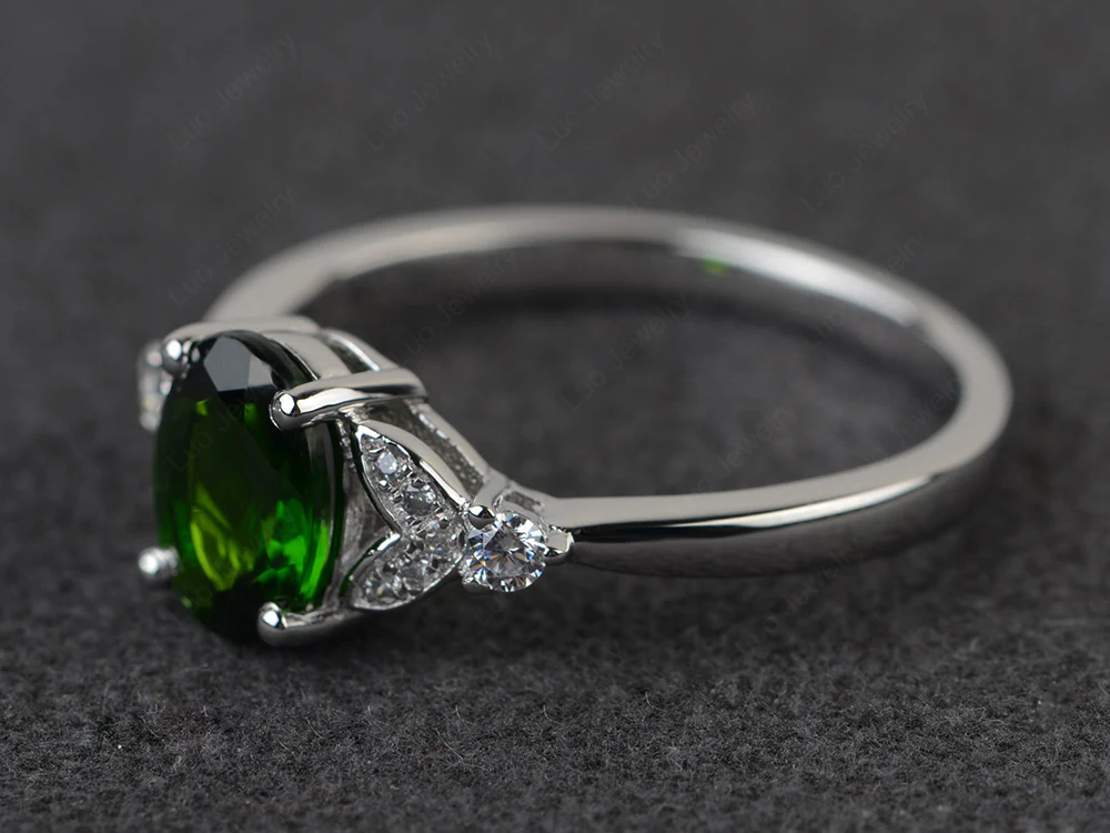 Simple Oval Cut Diopside Promise Ring - Image 2