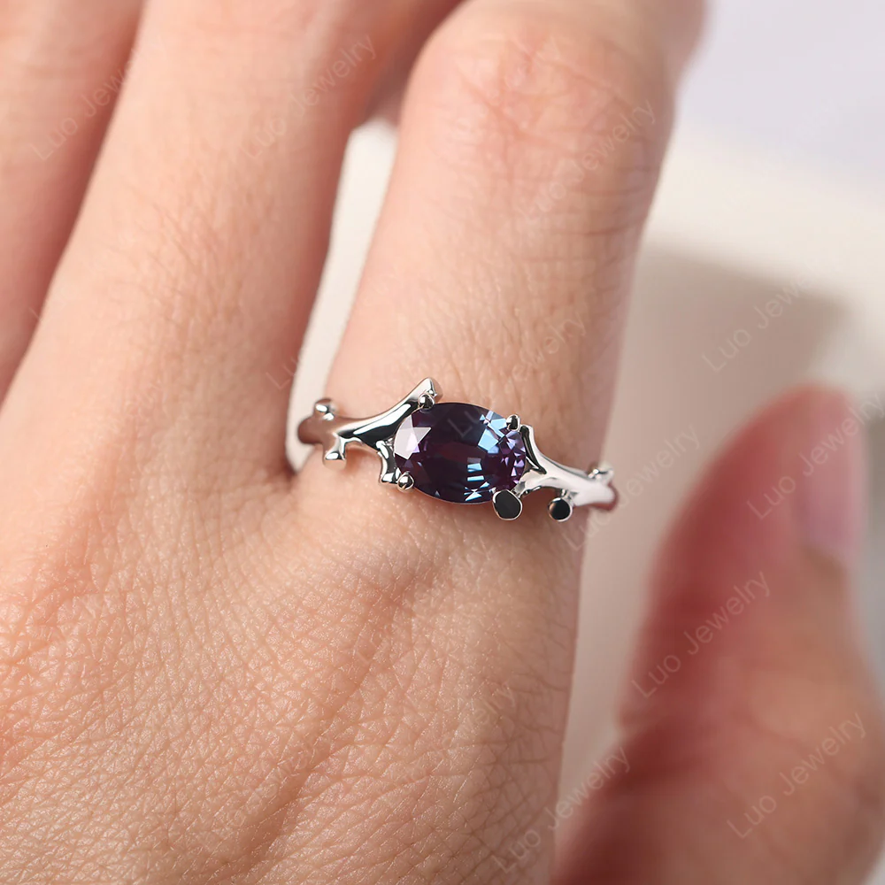 Oval Alexandrite Horizontal Twig Ring - Image 6