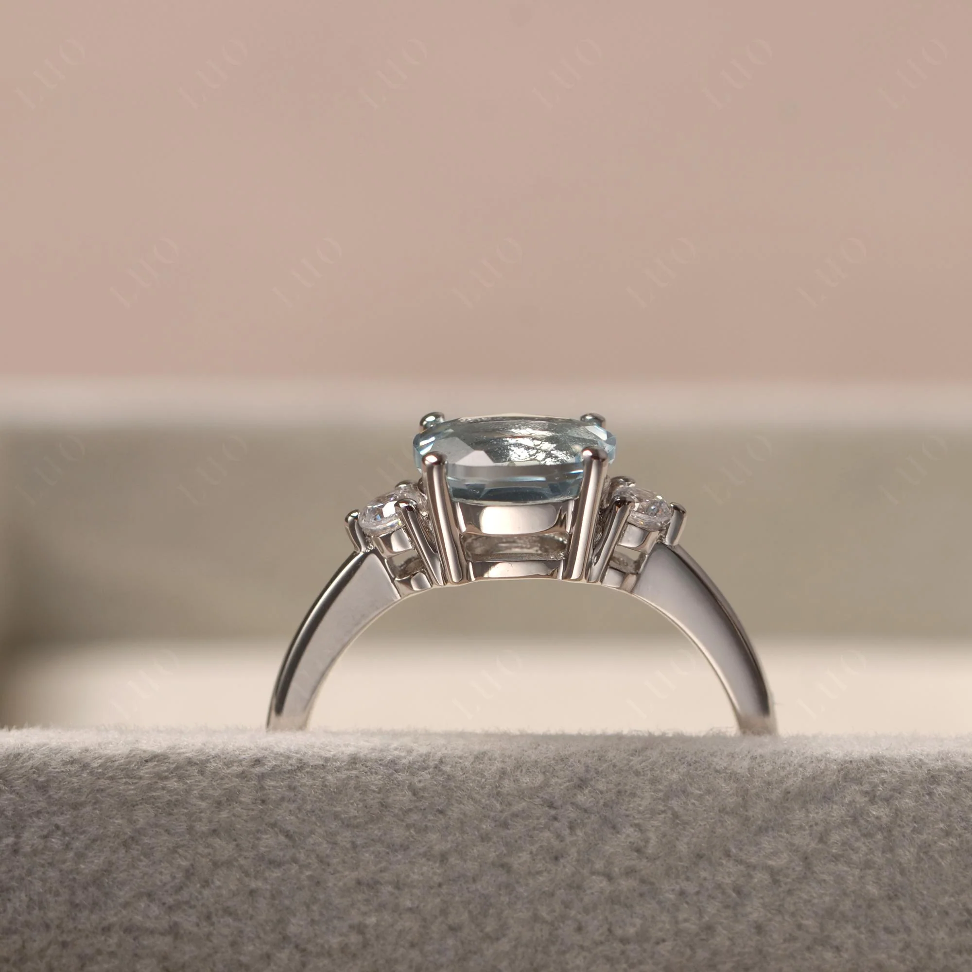 Oval East West Aquamarine Trilogy Ring - Image 14