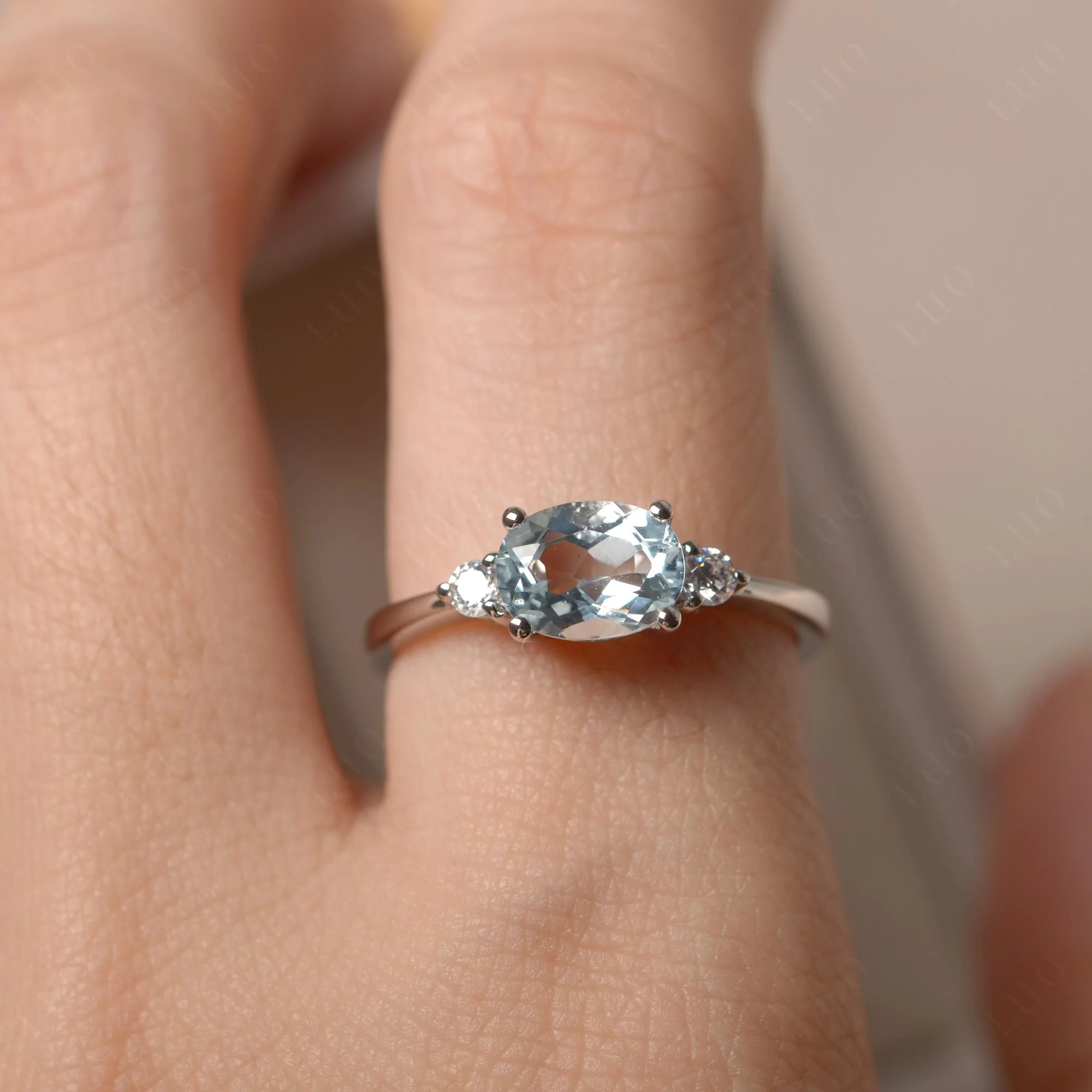 Oval East West Aquamarine Trilogy Ring - Image 15