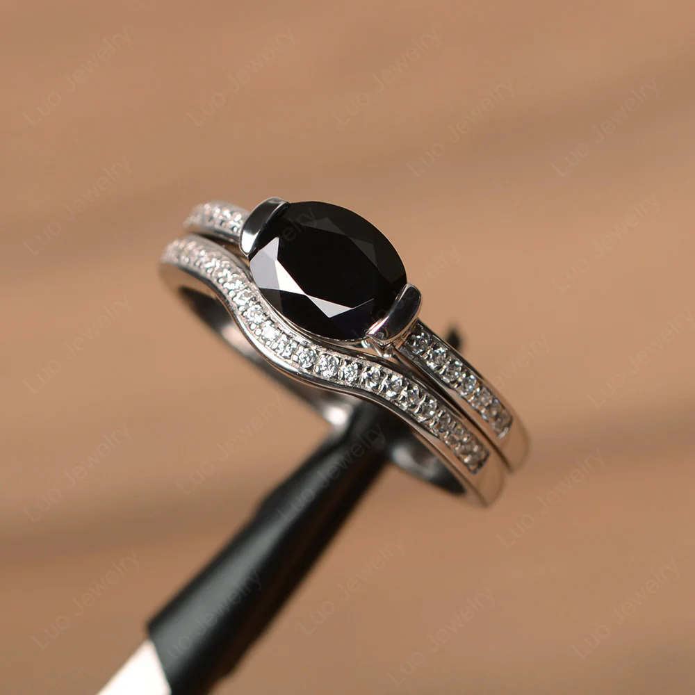 Oval Black Spinel Wedding Set Ring - Image 2