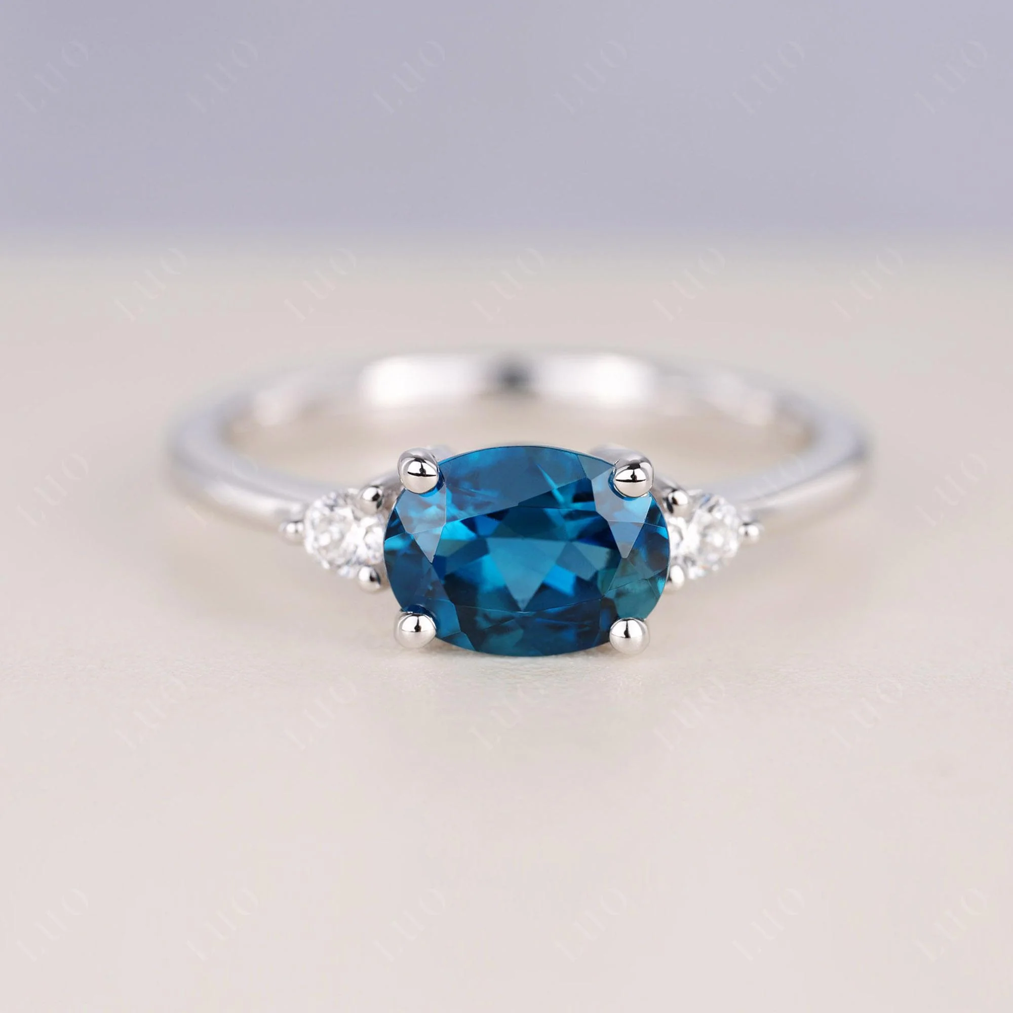 Oval East West London Blue Topaz Trilogy Ring - Image 10