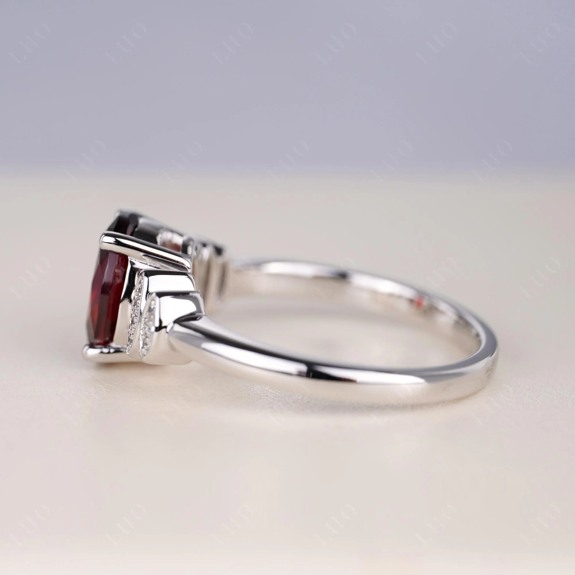 Oval Cut Simple Garnet Engagement Ring - Image 4